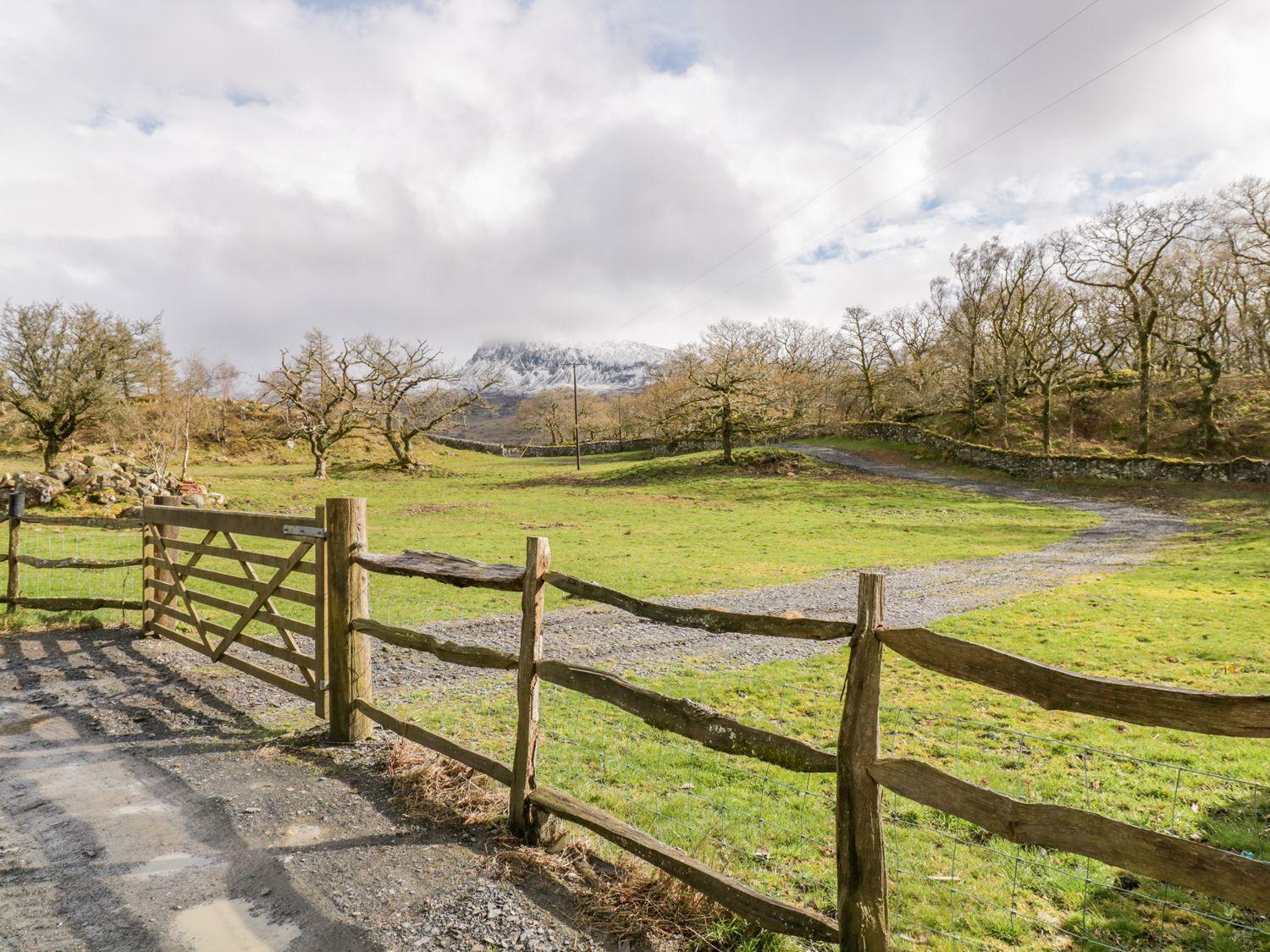 Вилла Y Cwtch - Panoramic Mountain Views Within Snowdonia'S National Park - 4X4 Recommended Долгеллау Экстерьер фото
